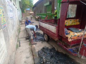 শারদীয় দুর্গা পূজাকে সামনে রেখে হবিগঞ্জ পৌর এলাকায় পরিচালিত হচ্ছে বিশেষ পরিচ্ছন্নতা অভিযান ॥