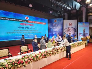 তামাক নিয়ন্ত্রনে জাতীয় সম্মানানা পেল হবিগঞ্জ পৌরসভা।