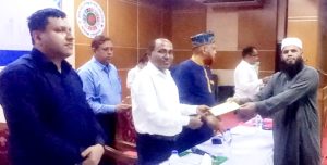 পবিত্র ঈদ উল আযহা উপলক্ষে পৌরএলাকার খতিব, ইমাম ও মুয়াজ্জিনদের সম্মানী ভাতা দিয়েছে হবিগঞ্জ পৌরসভা ॥মানুষ যাতে ভালো থাকে সেজন্য আমরা রাষ্ট্রের হয়ে কাজ করব . জেলা প্রশাসক ড. মোঃ ফরিদুর রহমান