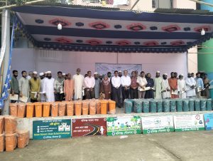 গ্রিন স্কুল- ক্লিন স্কুল, ক্যাম্পেইন’-এর আওতায়  ৮৭ টি শিক্ষা প্রতিষ্ঠানে হবিগঞ্জ পৌরসভার ২’শ ডাস্টবিন বিতরণ।।