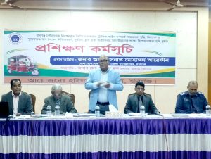 টমটম চালকদের জন্যে হবিগঞ্জ পৌরসভার দুদিন ব্যাপী প্রশিক্ষণ ॥শহরে মানুষ যাতে নিরাপদে চলাচল করতে পারেসে ব্যাপারে টমটম চালকদের সতর্ক থাকতে হবে-জেলা প্রশাসক আবু হাসনাত মোহাম্মদ আরেফীন ॥