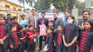 হবিগঞ্জ এন প্রজন্ম উশু একাডেমীর প্রশিক্ষণ উপকরণ বিতরণ করেছে হবিগঞ্জ পৌরসভা ॥