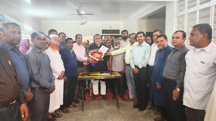 হবিগঞ্জ-৩ আসনের নবনির্বাচিত সংসদ সদস্য আলহাজ¦ জি, কে গউছকে শুভেচ্ছা ওঅভিনন্দন জানিয়েছেন হবিগঞ্জ পৌরসভার কর্মকর্তা-কর্মচারীবৃন্দ